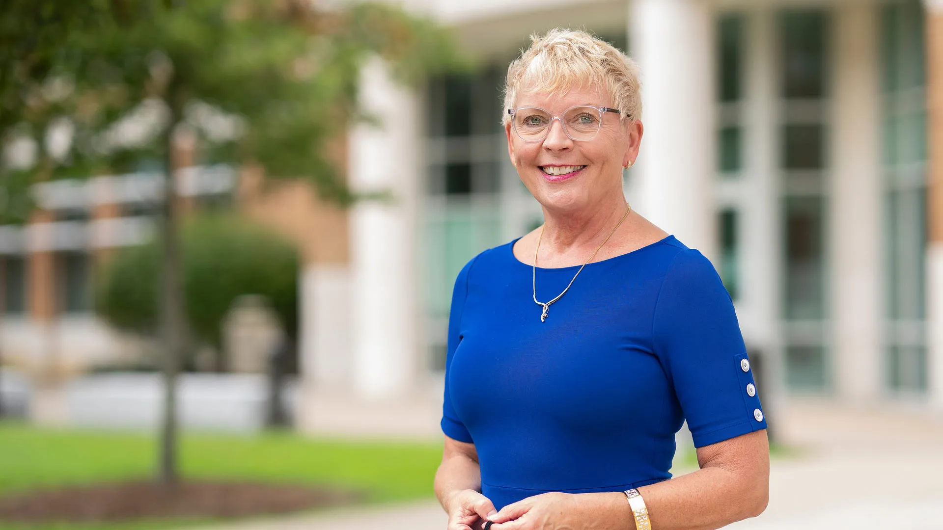 Dr. Janet Gullickson