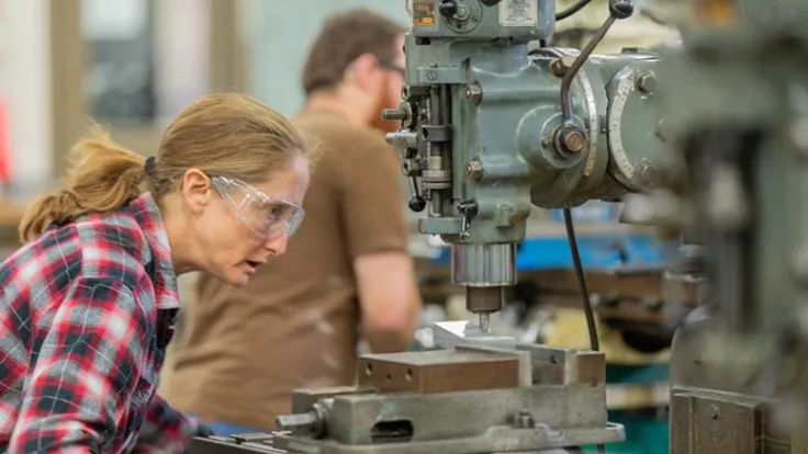 Machinist CNC - Female